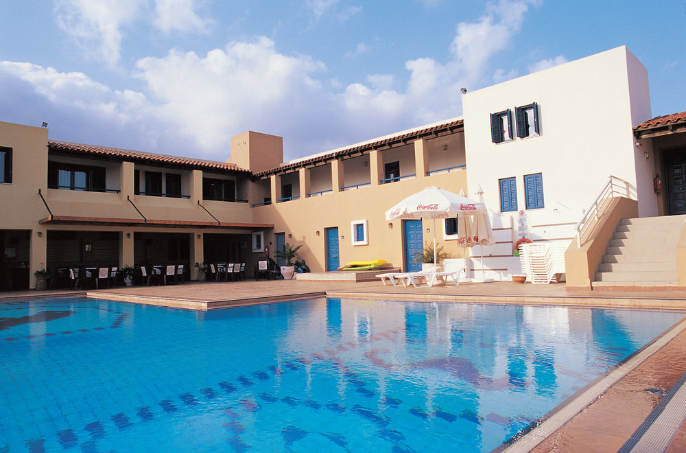 Castello Village Resort Sissi Eksteriør billede